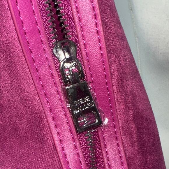 New Steve Madden Magenta Suede Shoulder Bag. see video Boho - Picture 5 of 11
